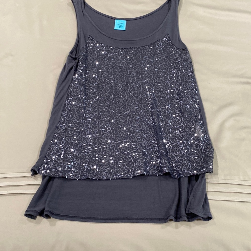 Sequin shirt women’s size medium, super soft